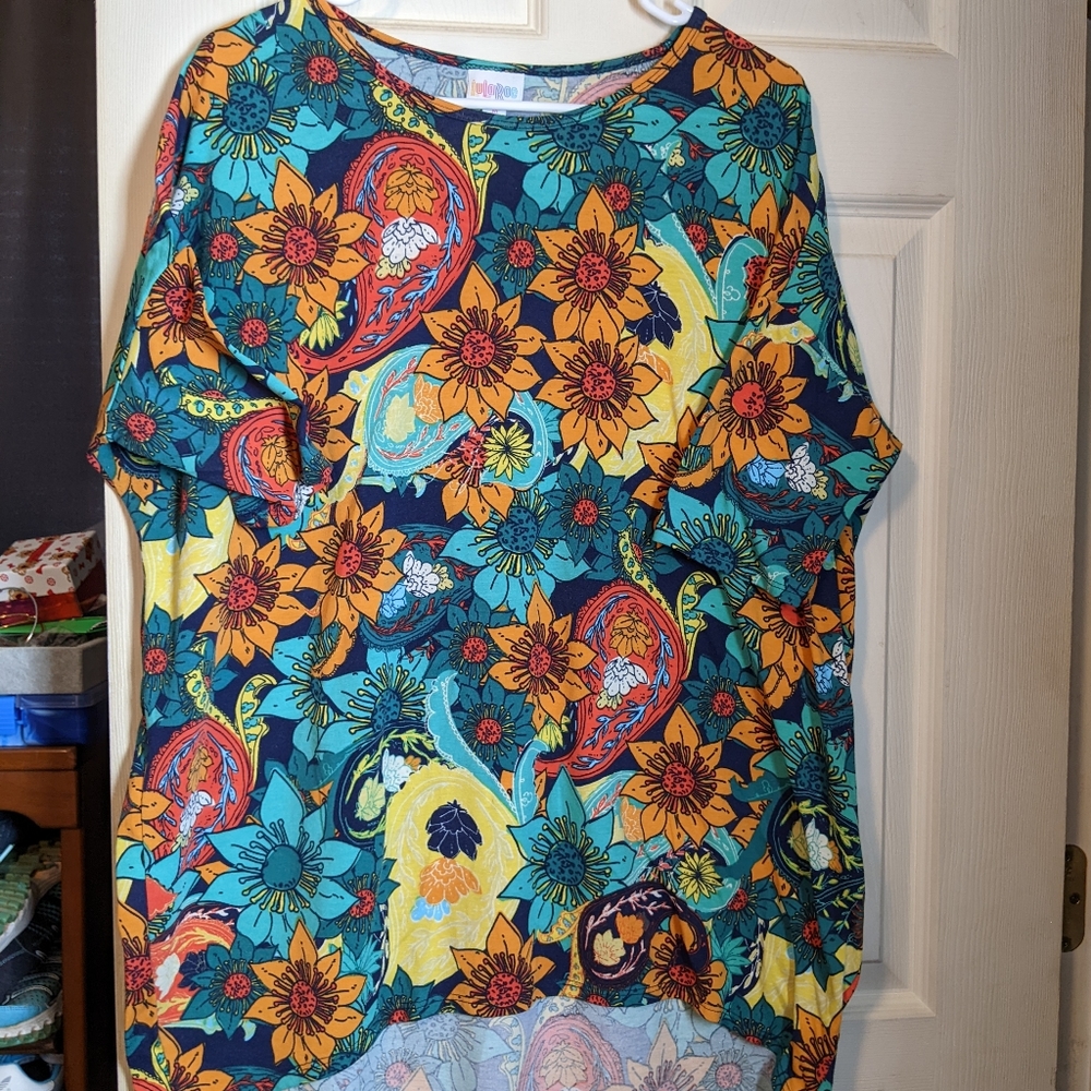 Med lularoe tunic